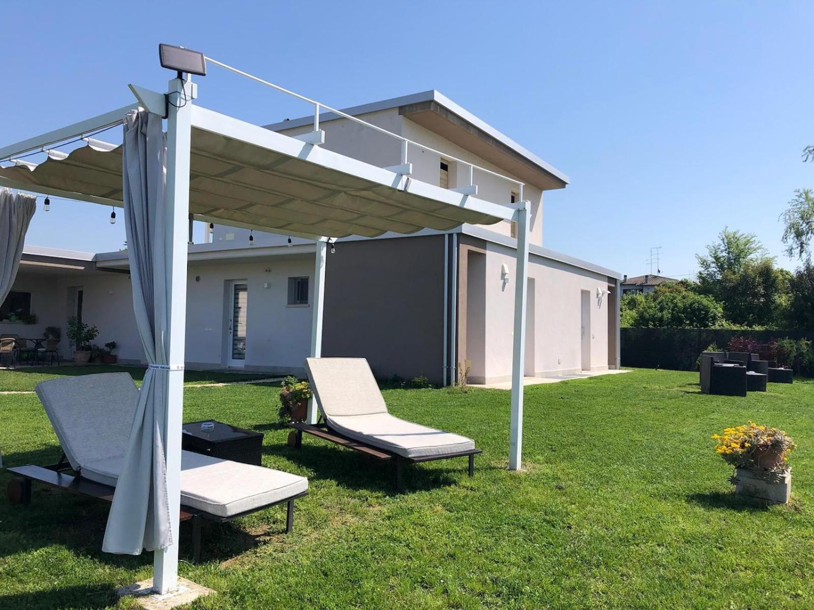 Hotel I Broletti Del Garda Pacengo Di Lazise Exterior foto